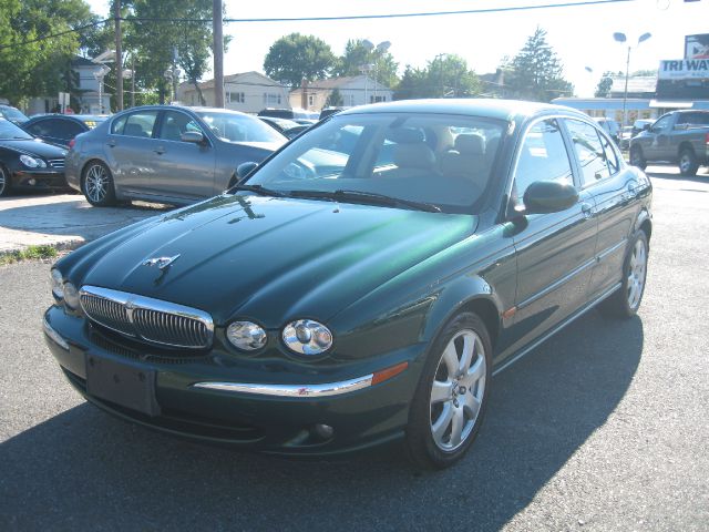 2005 JAGUAR X-Type Reg. Cab LOng Bed W/ Access Do
