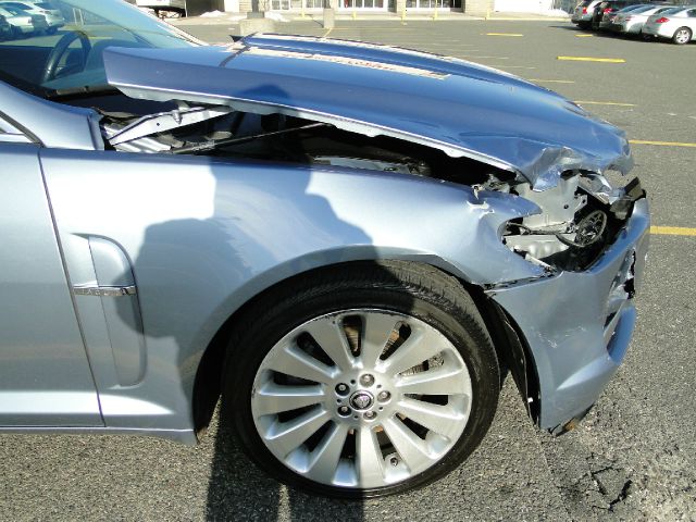 2009 JAGUAR XF CLUB CAB SLT