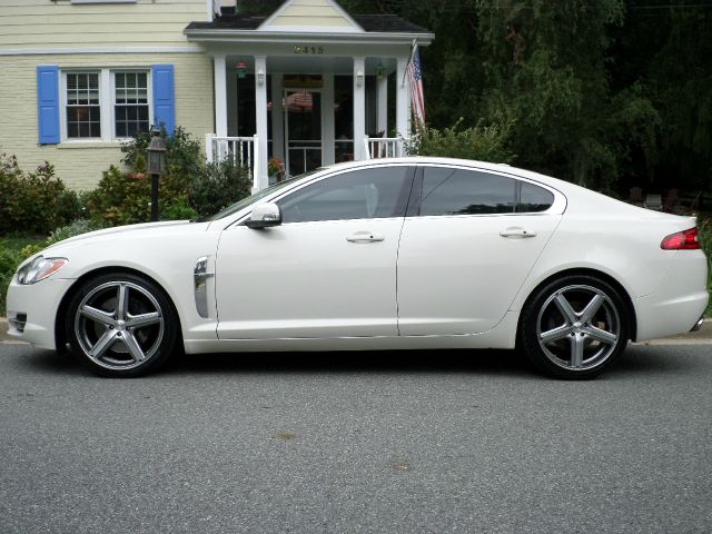 2009 JAGUAR XF X