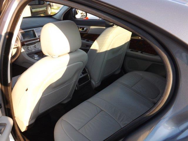 2009 JAGUAR XF LT W/ 2ltawd