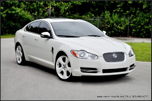 2009 JAGUAR XF X
