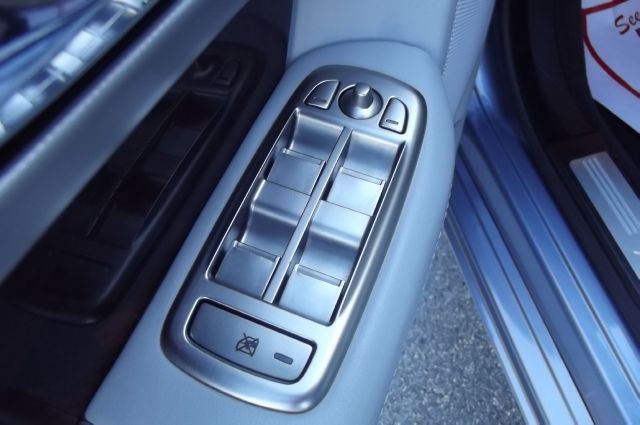 2009 JAGUAR XF CLUB CAB SLT