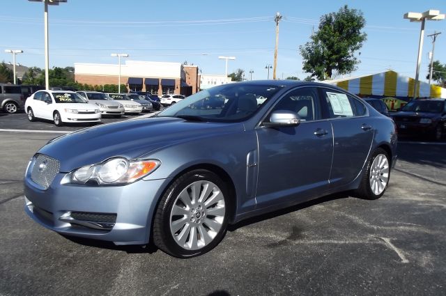 2009 JAGUAR XF CLUB CAB SLT