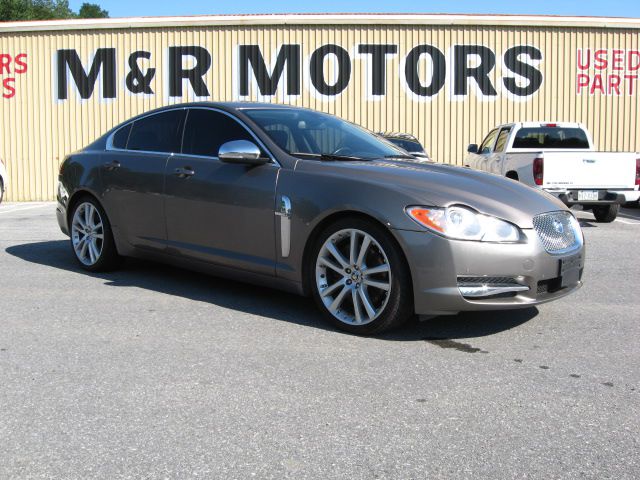 2010 JAGUAR XF CLUB CAB SLT