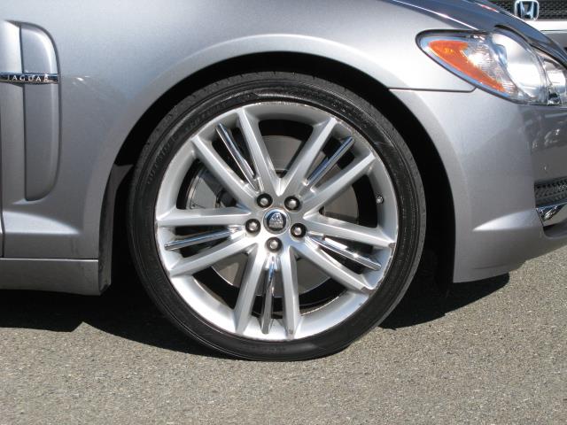 2010 JAGUAR XF SLT Plus Quad Cab Short Bed 4W