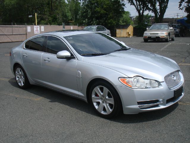 2010 JAGUAR XF Coupe