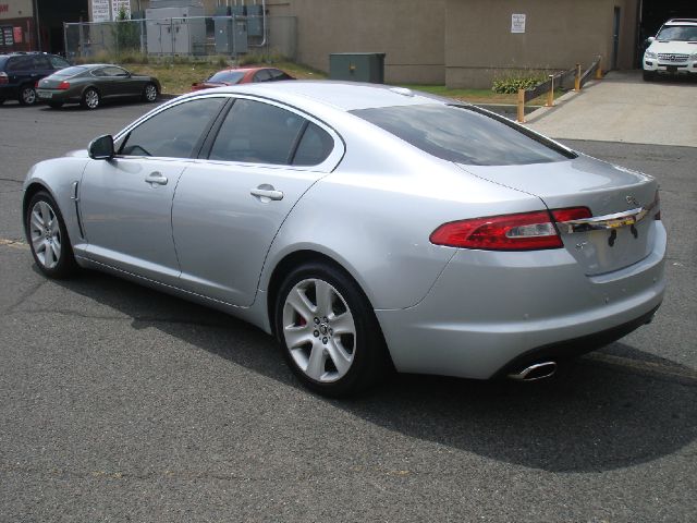 2010 JAGUAR XF Coupe