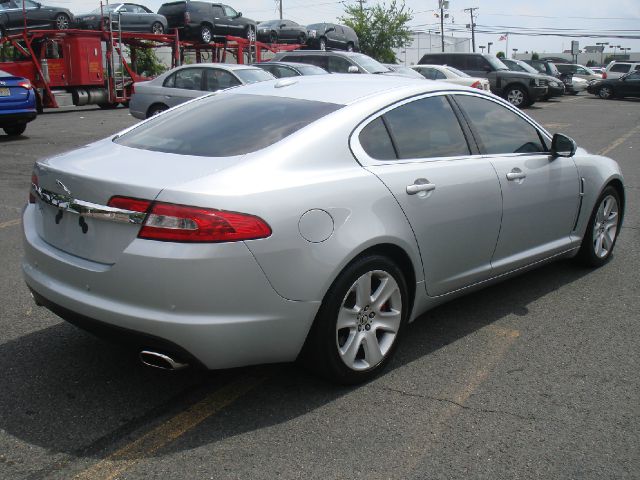 2010 JAGUAR XF Coupe