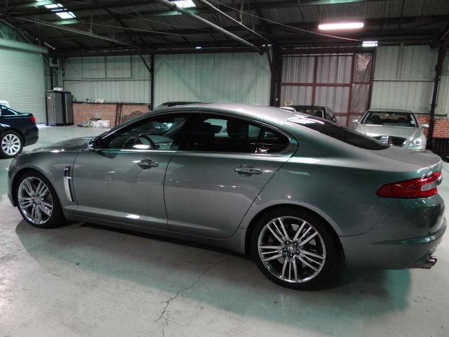 2010 JAGUAR XF X