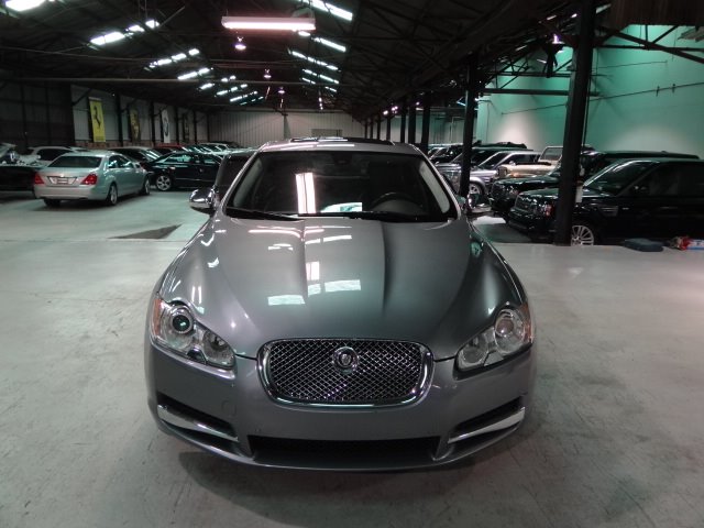 2010 JAGUAR XF X