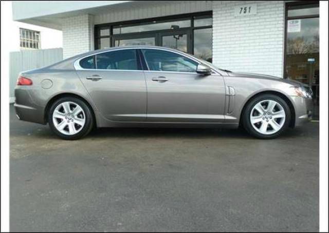 2010 JAGUAR XF Coupe