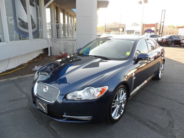 2010 JAGUAR XF X