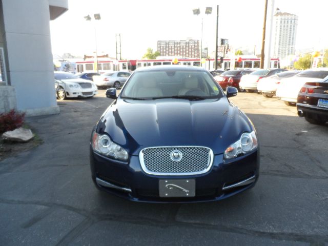 2010 JAGUAR XF X