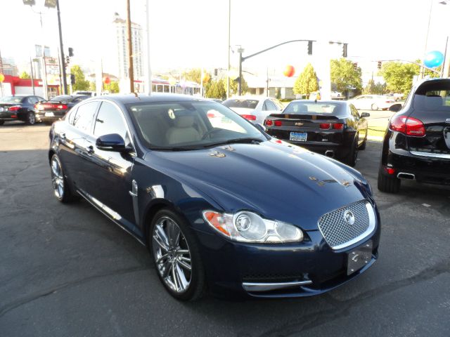2010 JAGUAR XF X