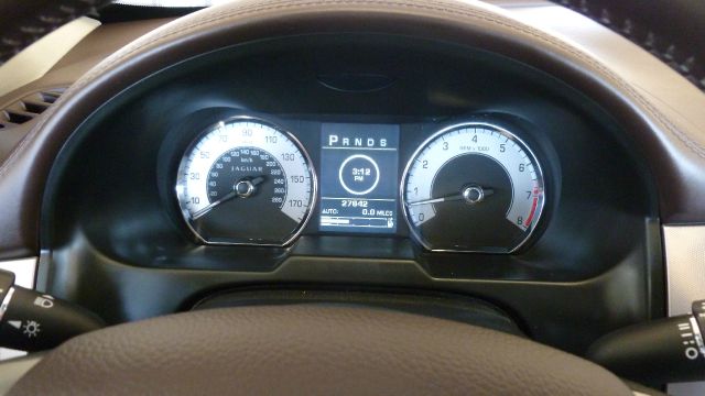 2011 JAGUAR XF EX ULEV