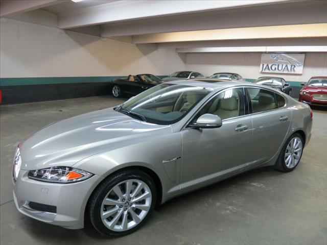 2013 JAGUAR XF 1140 Down