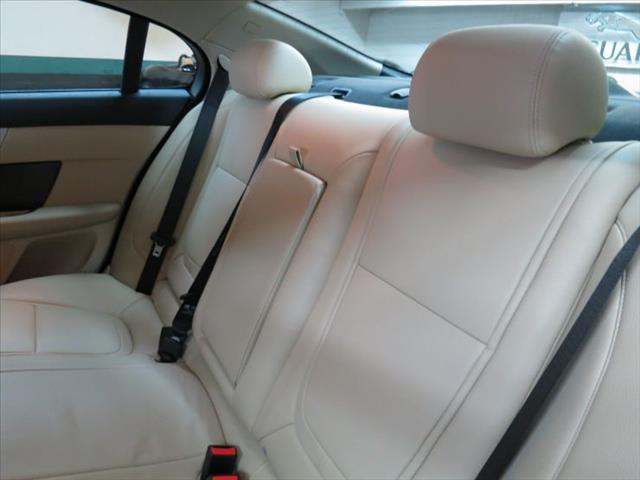 2013 JAGUAR XF 1140 Down