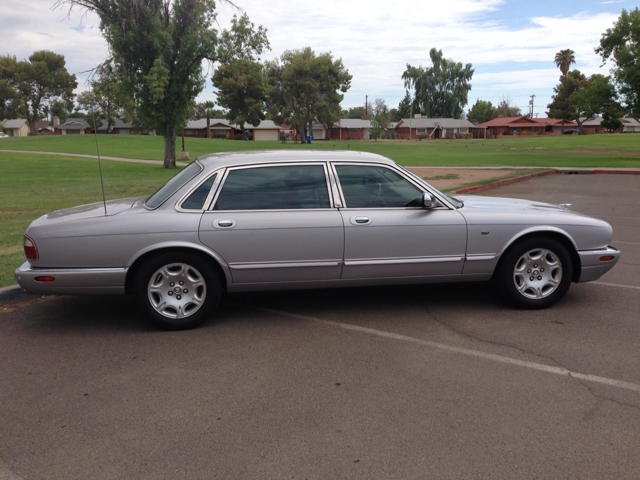 2002 JAGUAR XJ-Series Coupe