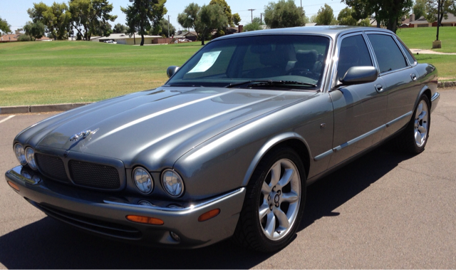 2003 JAGUAR XJ-Series 2.2L Manual
