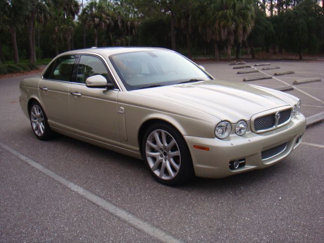 2009 JAGUAR XJ 1998 Volkswagen