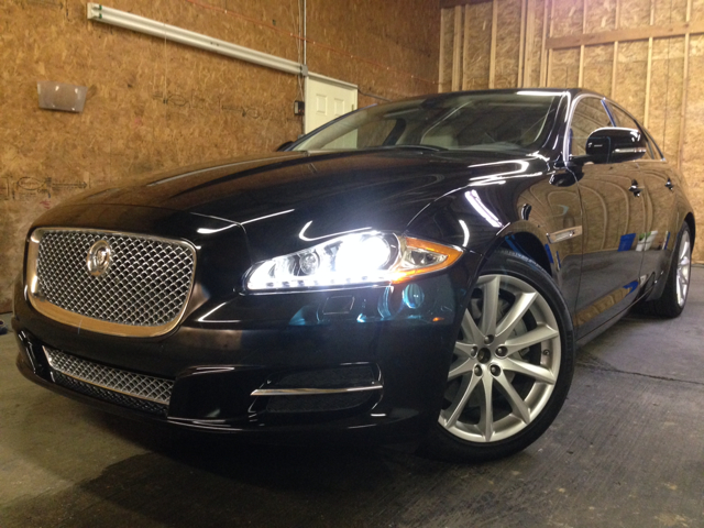 2012 JAGUAR XJ SE 7pass