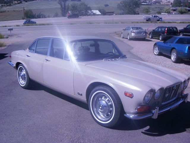 1971 JAGUAR XJ6 Premium