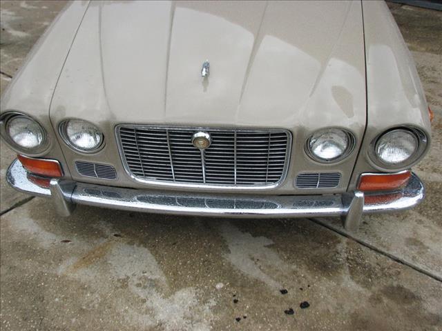 1972 JAGUAR XJ6 Unknown