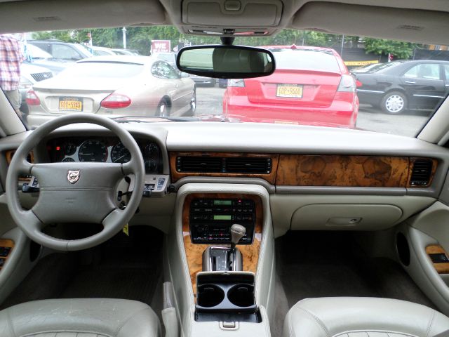 1996 JAGUAR XJ6 99A WGN GLS AUTO