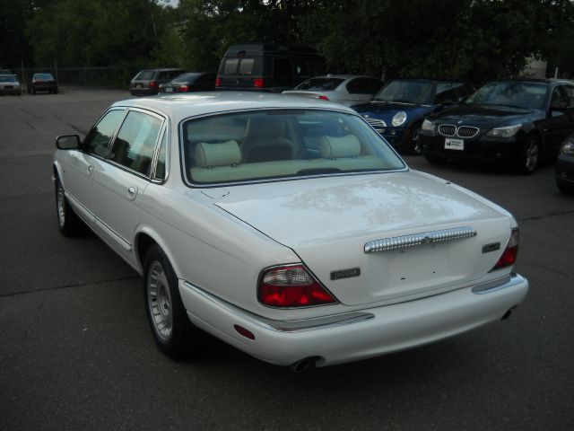 1999 JAGUAR XJ8 Coupe