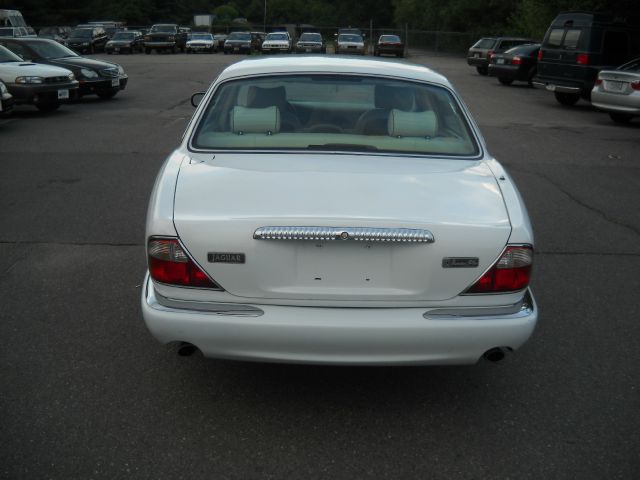 1999 JAGUAR XJ8 Coupe