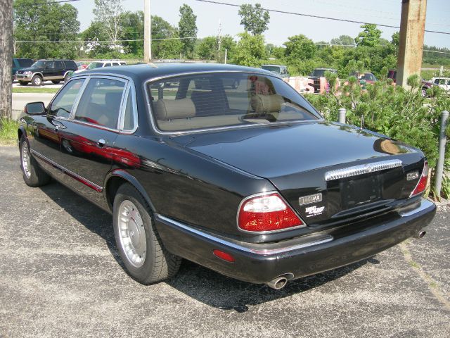 2000 JAGUAR XJ8 Coupe