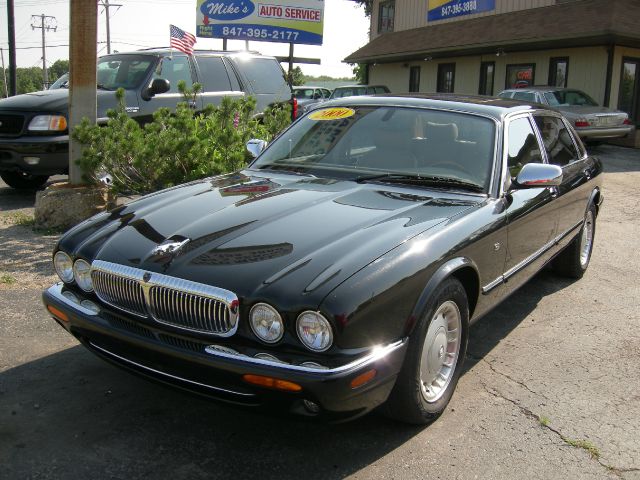 2000 JAGUAR XJ8 Coupe