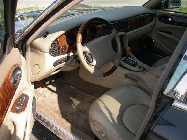 2000 JAGUAR XJ8 Coupe