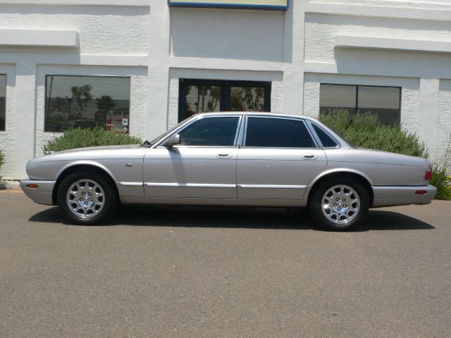 2000 JAGUAR XJ8 3.5