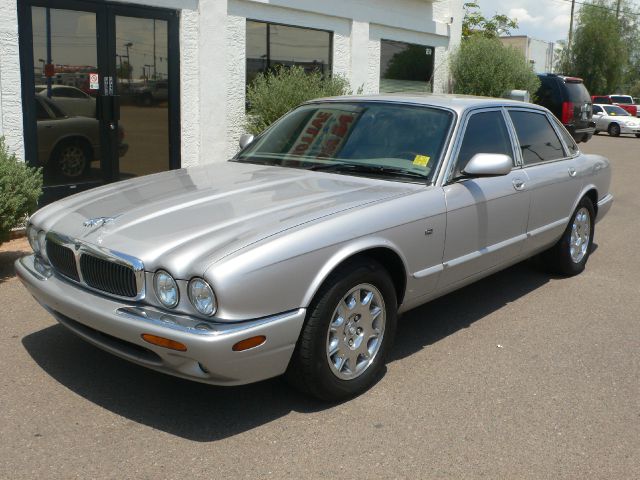 2000 JAGUAR XJ8 3.5