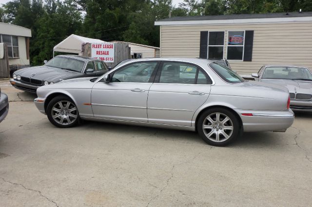 2004 JAGUAR XJ8 3.5