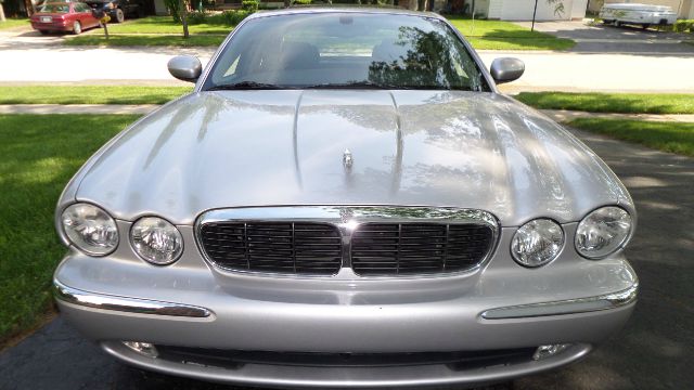 2004 JAGUAR XJ8 3.5