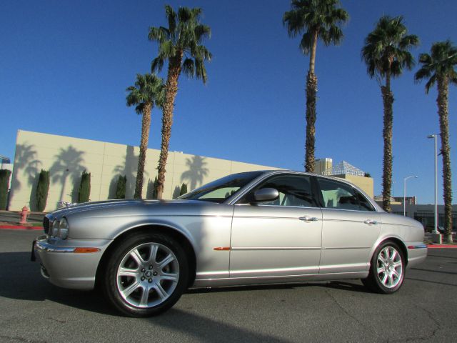 2004 JAGUAR XJ8 3.5