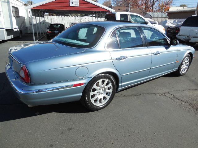 2004 JAGUAR XJ8 3.5
