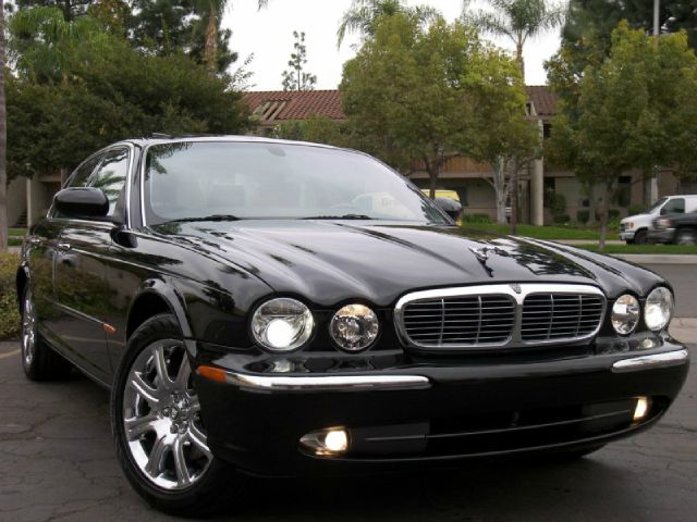 2004 JAGUAR XJ8 3.5
