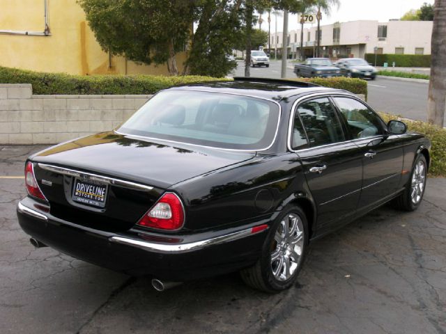 2004 JAGUAR XJ8 3.5