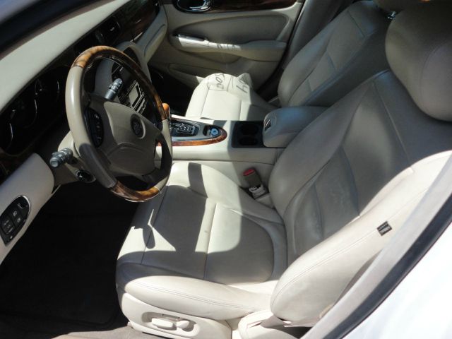 2004 JAGUAR XJ8 3.5