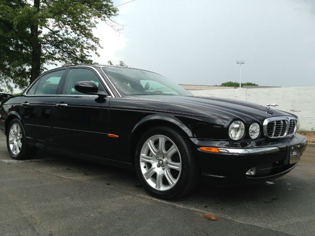 2004 JAGUAR XJ8 3.5