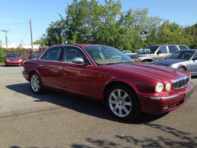 2004 JAGUAR XJ8 G3500 Box