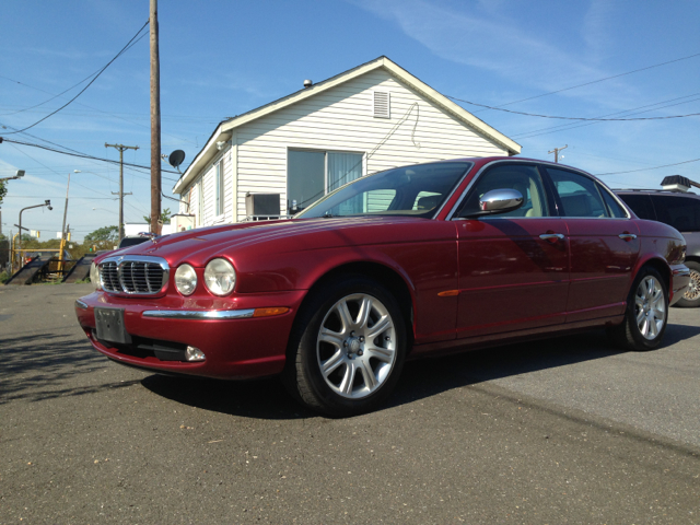2004 JAGUAR XJ8 G3500 Box