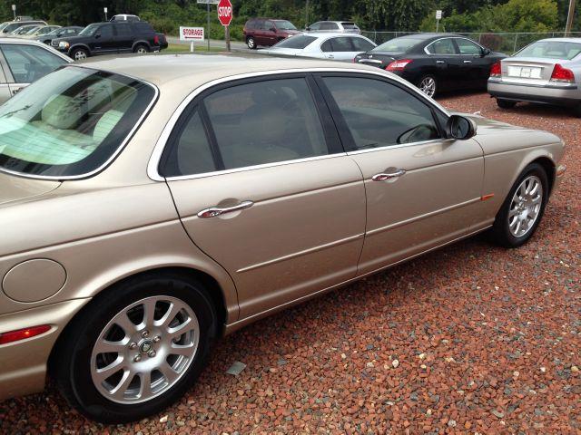 2004 JAGUAR XJ8 3.5