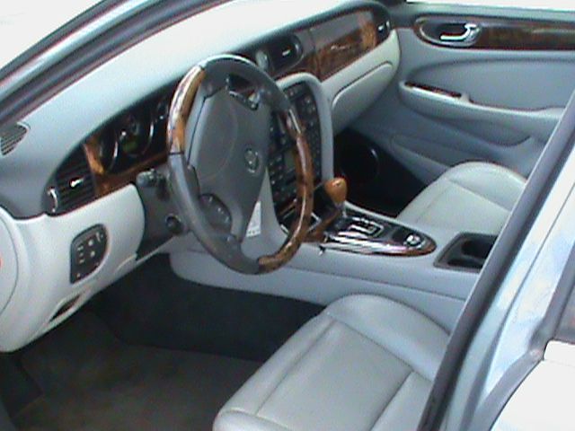 2004 JAGUAR XJ8 3.5