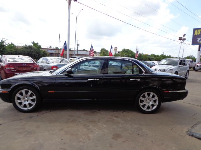 2004 JAGUAR XJ8 3.5