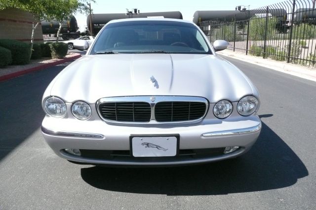 2004 JAGUAR XJ8 3.5