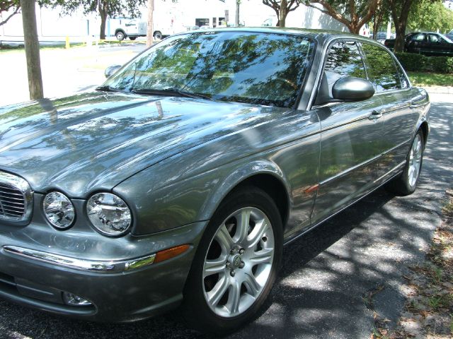 2005 JAGUAR XJ8 Sport Alloys Sunroof